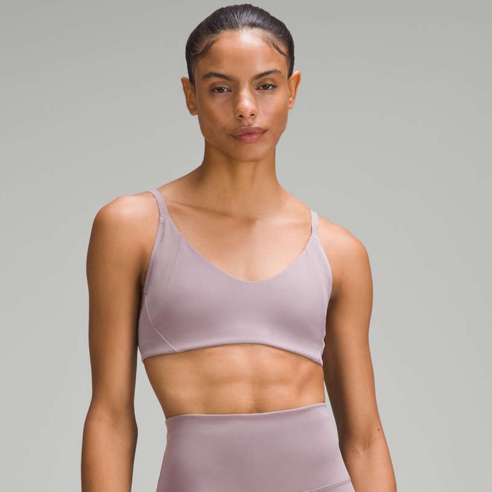 Lululemon Everlux with Mesh Train Bra *Medium Support, B/C Cup